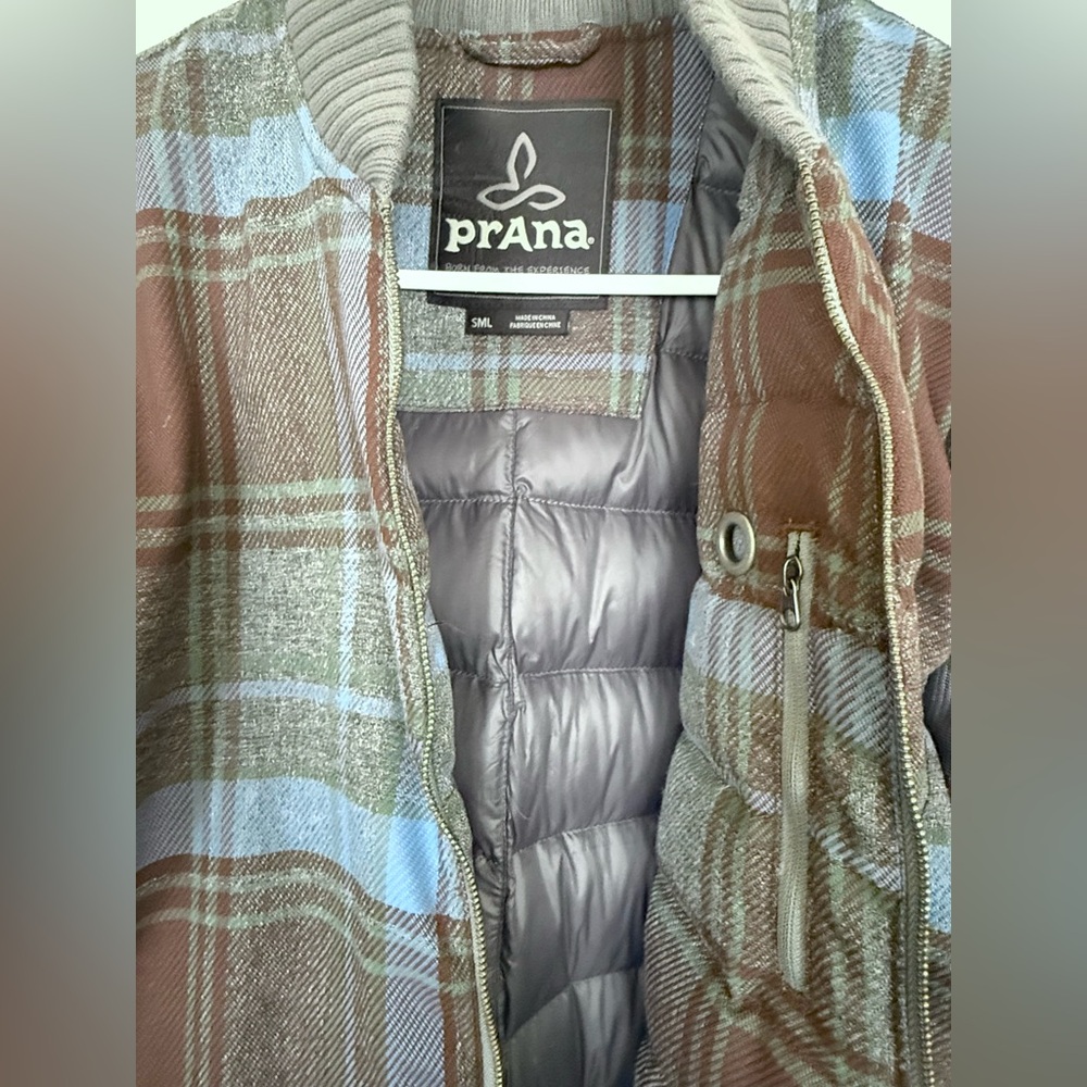 prAna Plaid Puffer Jacket – Blue/Brown – Size Small – NWOT - Picture 5 of 13